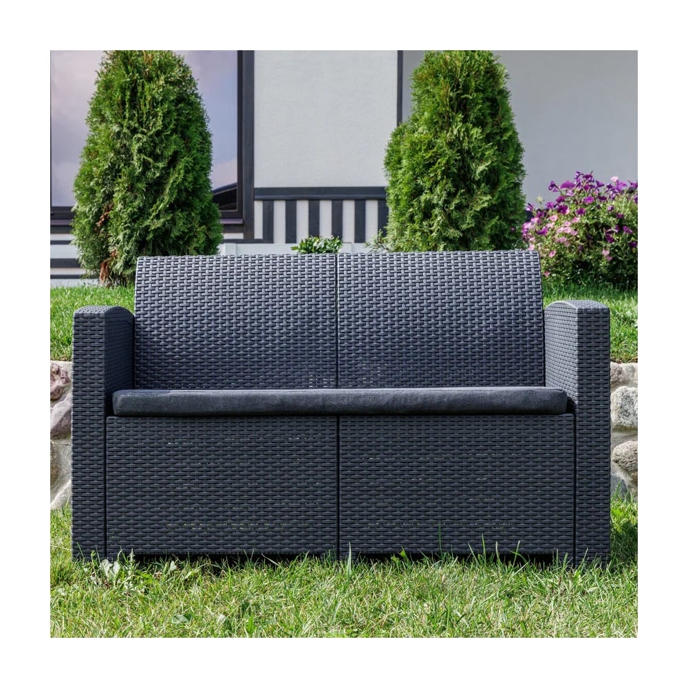 Изображение товара Двухместный диван Royal Family LANA 832-81-71 стильный и комфортный для дома и офиса