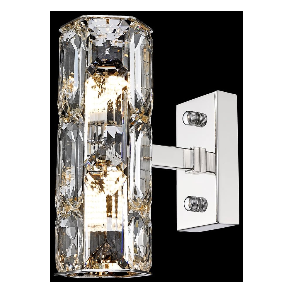 Изображение товара Бра Wertmark PRIMO WE156.02.101 с прозрачным плафоном и никелевым основанием