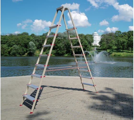 Изображение товара Стремянка алюминиевая Эйфель Парнас 130 - 208+1
