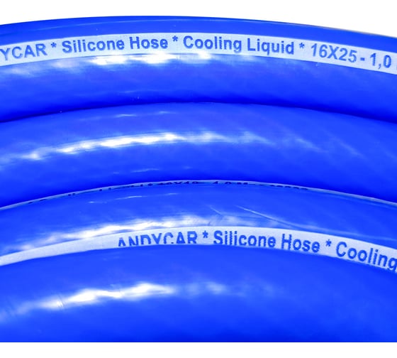 Изображение товара Силиконовый шланг Andycar D16x25 мм 1МПа бухта 05м, +180С SILCL-1605