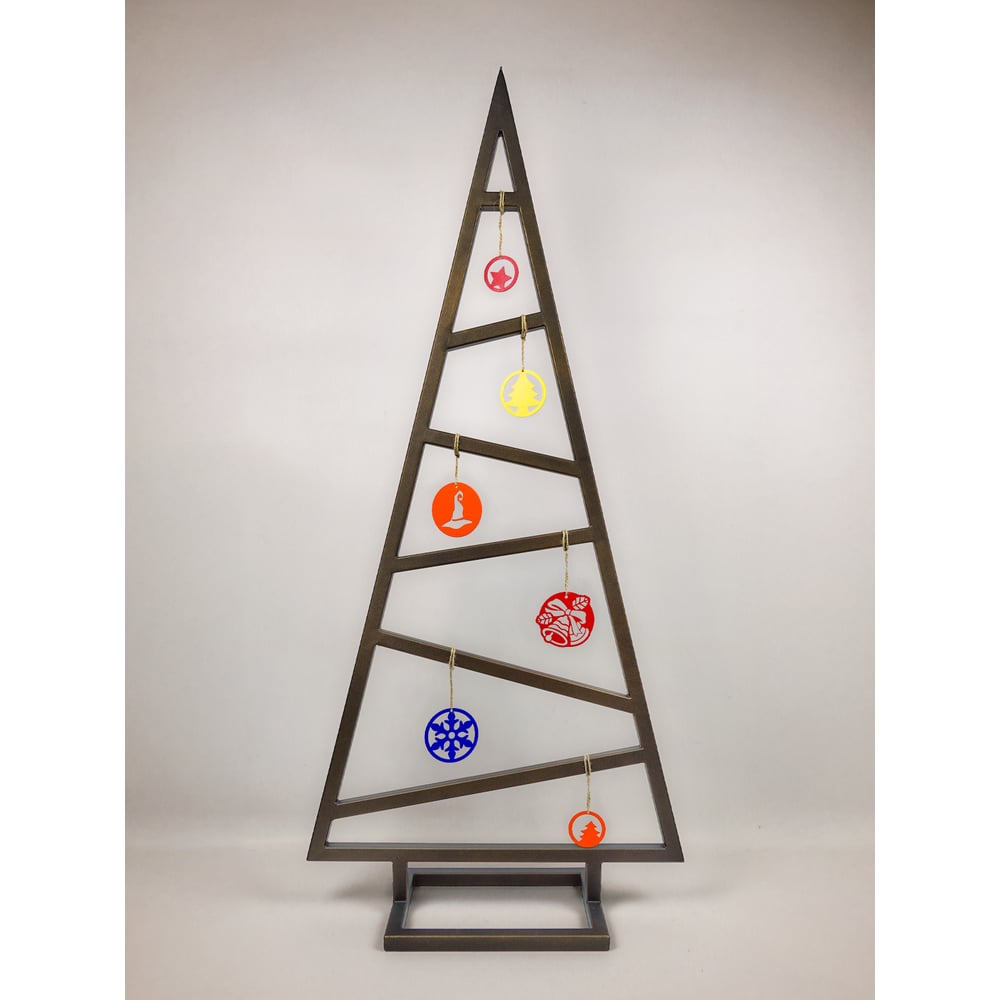 Изображение товара Искусственная елка ООО СКП Лофт 1150х510 мм, труба 20х20 мм Ё-003Кб