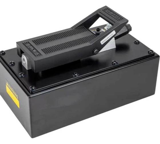 Изображение товара Пневмогидравлический ножной насос Rockforce 3.2 л (рабочее давление 6-10 атм, давление гидравлическое 700 атм, расход без нагрузки 850 мл/мин,расход с нагрузкой 170 мл/мин) RF-TRA5300 BIG(57216)