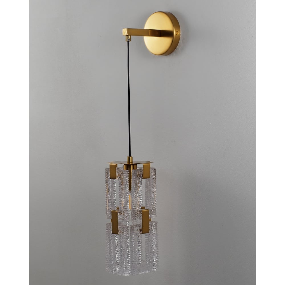 Изображение товара Настенный светильник Moderli Lilly в стиле классика прозрачный с латунной арматурой