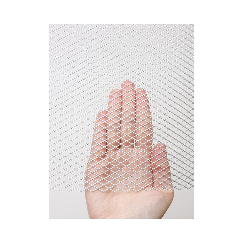 Cетка от грызунов Фабрика сеток "Железный слон" ЦПВС усиленная оцинкованная, стороны ячейки 5x5 мм, перемычка 0.7 мм, 1000x10000 мм, для защиты каркасного дома, вентиляции, теплицы, грядок от мышей, крыс, кротов, птиц 1206-05-07-1-10Z