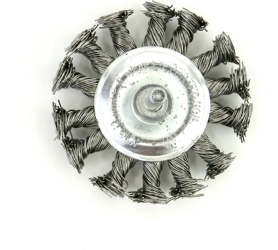 Изображение товара Щетка дисковая жгутовая Д75x13 мм, c хв-м д6x30 мм, ворс нерж. сталь 0.50 мм (код 13-066) EuroBrush EB-D75TSS