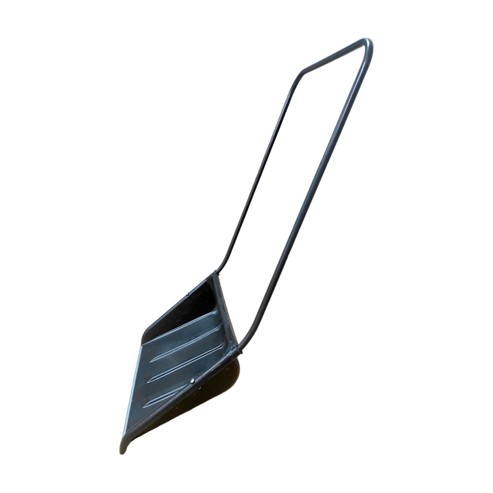 Изображение товара Движок для снега ЛЕТО п/эт. черный 580x450мм 23624