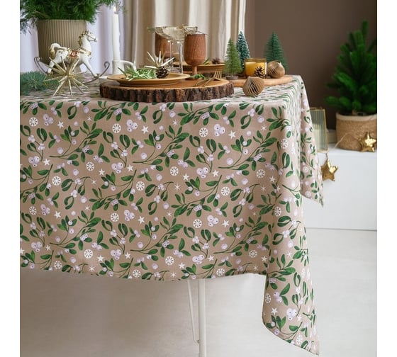 Изображение товара Скатерть Доляна Frosty berries 149x220+/- 3см, 100% хл, рогожка 164 г/м2 9082580