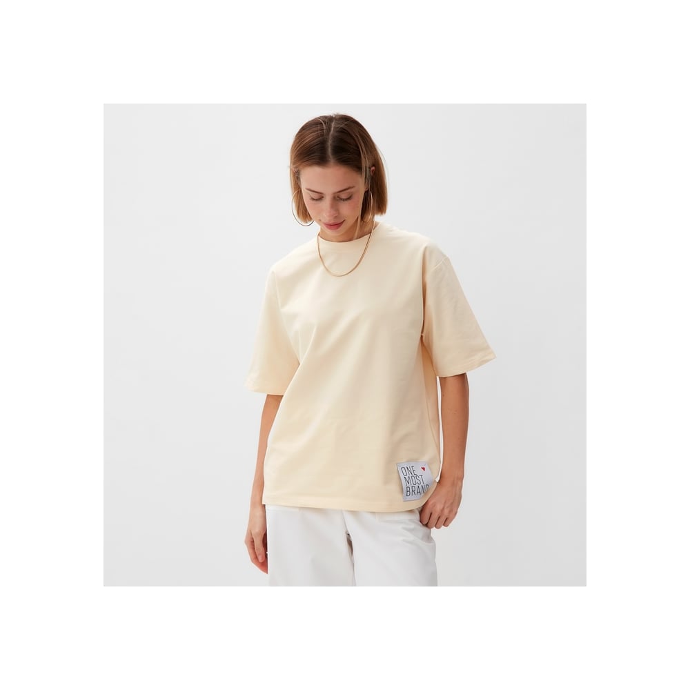 Изображение товара Женская футболка MINAKU оверсайз молочного цвета, размер 50