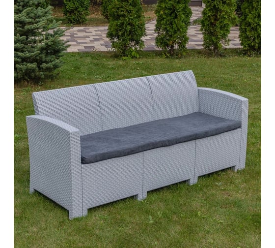 Изображение товара Трехместный диван Royal Family LANA 833-71-71