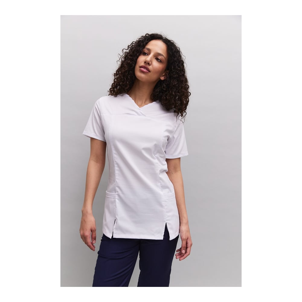 Изображение товара Женская блуза Вена-2 белая короткий рукав V-образный воротник размеры 48-50