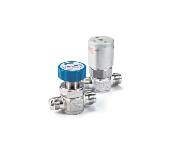 Изображение товара Мембранный клапан серии dv из нержавеющей стали Hy-Lok zcr 1/4 с наружными резьбами, с круглой рукояткой 180, ra=0,25м DV-VM-4-AH