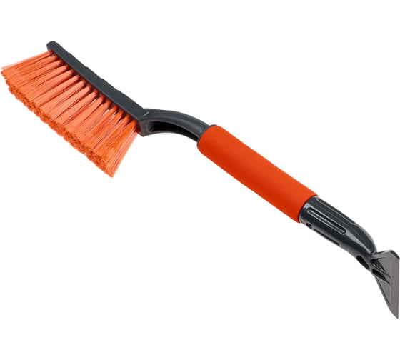 Изображение товара Щетка для уборки снега ЕРМАК с распушенной щетиной+скребок, 45.5см 775-134