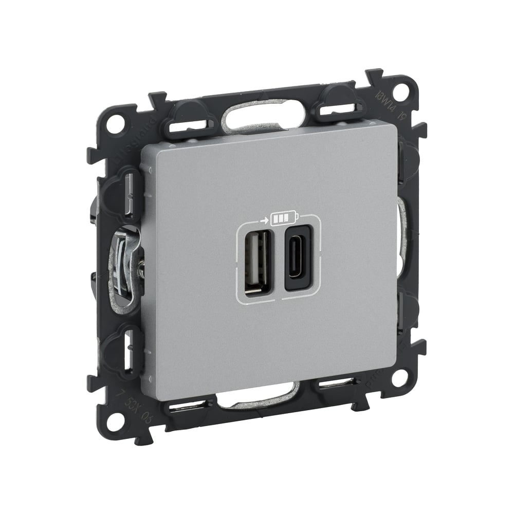 Изображение товара Зарядное устройство Legrand Valena LIFE с USB разъёмами тип A и C