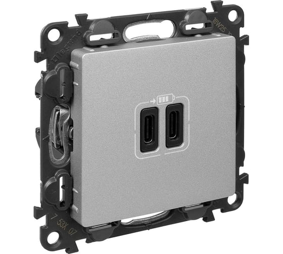 Изображение товара Зарядное устройство Legrand Valena LIFE с двумя USB-разьемами тип С, тип С 240В/5В 3000мА, с лицевой панелью, цвет алюминий 753307