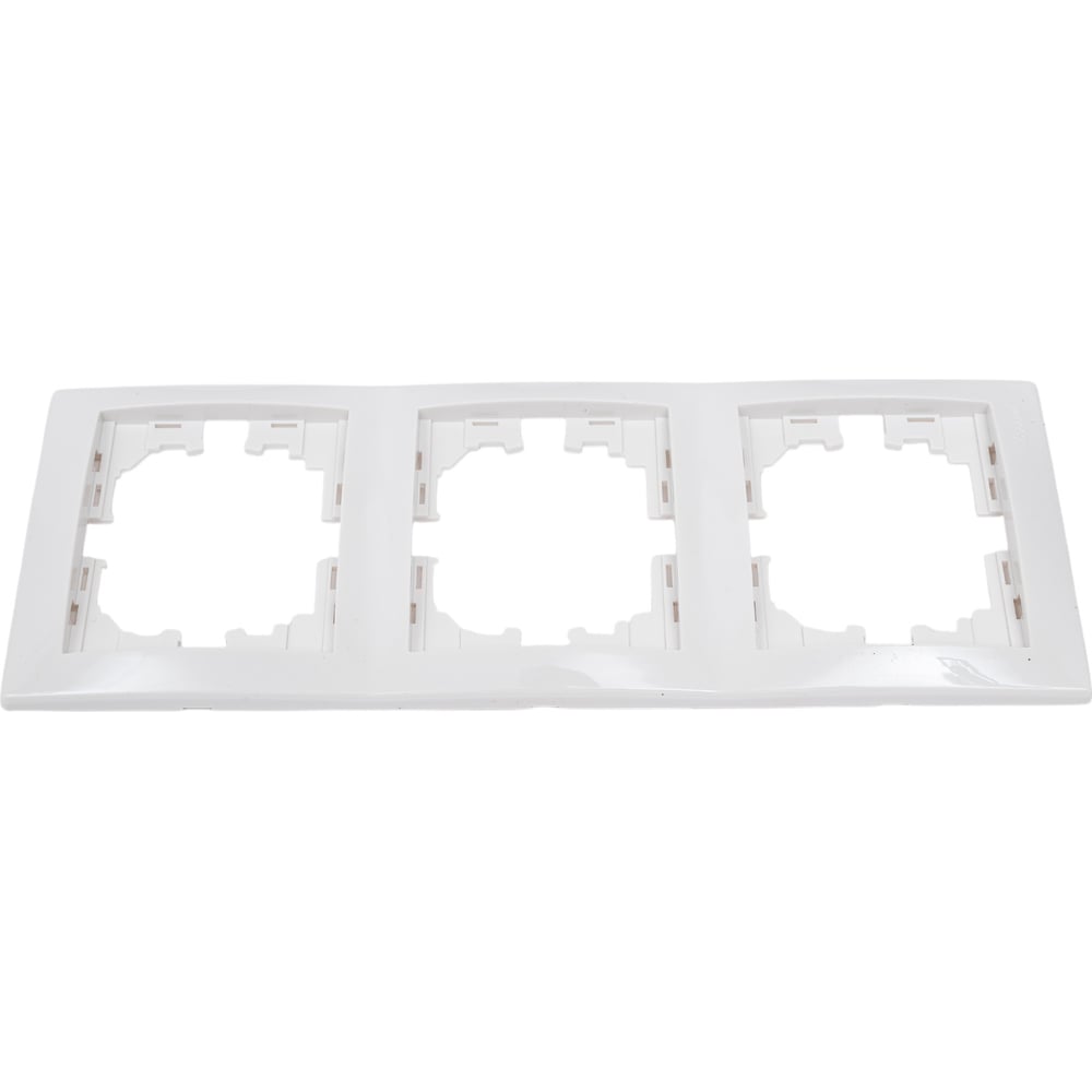 Изображение товара Рамка Lezard MIRA 3-ая вертикальная б вст белый 701-0200-153 Изображение товара Рамка Lezard MIRA 3-ая вертикальная б вст белый 701-0200-153