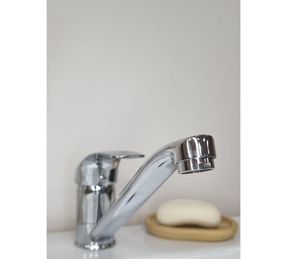 Изображение товара Смеситель для кухни Melodia della vita Ahill Картридж д.40мм без гибкой подводки 65065