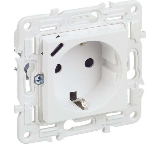 Изображение товара Розетка IEK SKANDY с з/к/ш 16А с USB C 18Вт SK-R17W арктически белый SK-R14-16-U14-018-K01