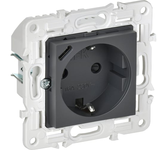 Изображение товара Розетка IEK SKANDY с з/к/ш 16А с USB C 18Вт SK-R17T титан SK-R14-16-U14-018-K48