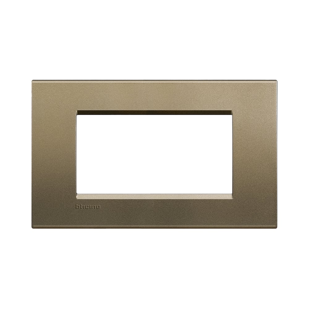 Изображение товара Рамка прямоугольная Bticino Livinglight 4 модуля коричневый шелк