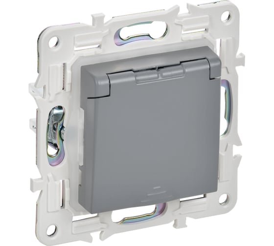 Изображение товара Розетка IEK SKANDY SK-R11Gr заземляющий контакт, шторки, крышка, 16А, IP44, серый SK-R16-16-44-K03