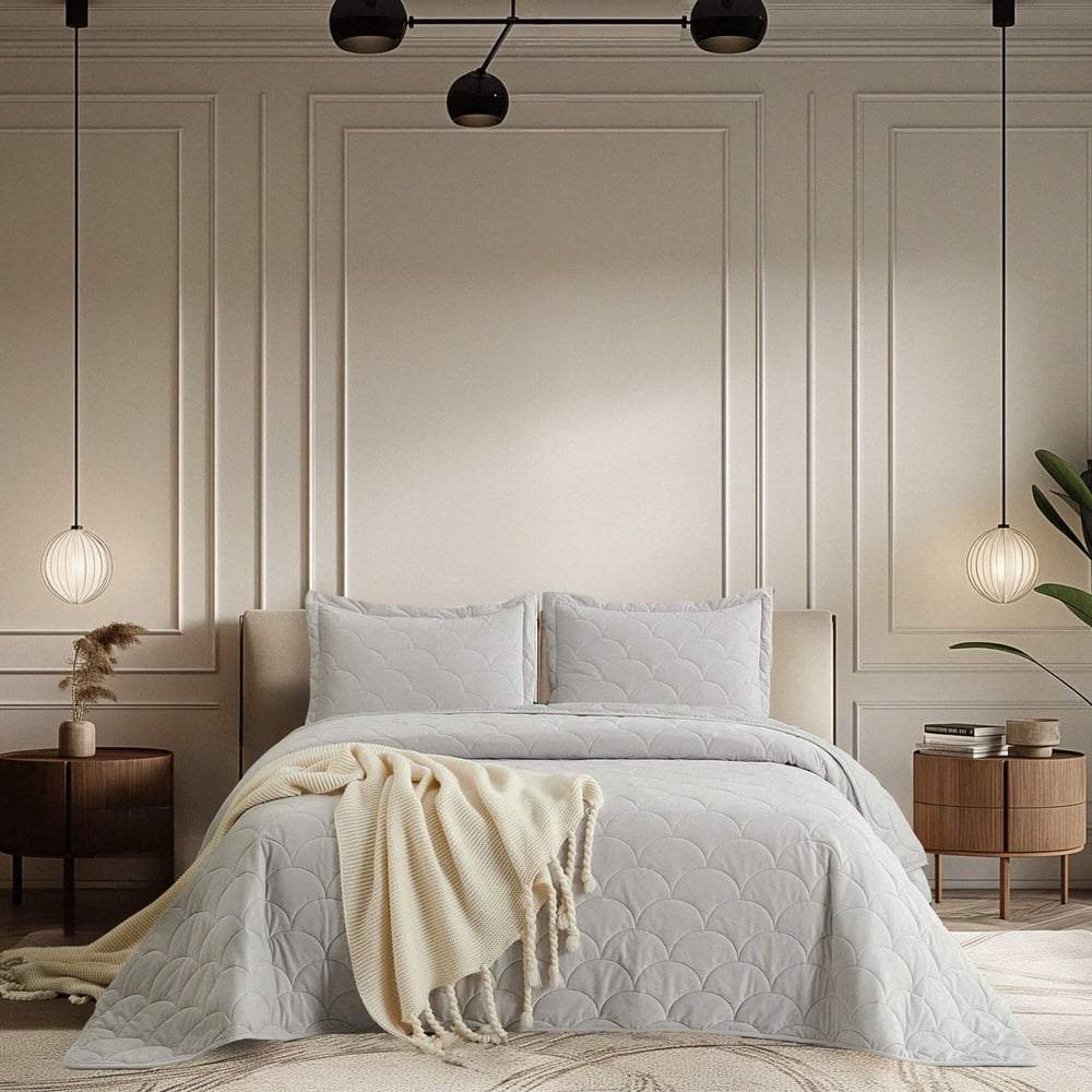 Изображение товара Покрывало The Eleventh Kingdom Евро серебро 240x260 с наволочками 50x70