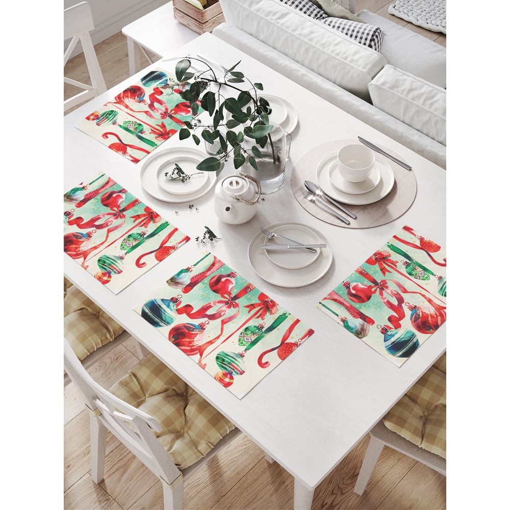 Изображение товара Салфетки на стол для сервировки JoyArty "Игрушки на елку", 4 шт, 32x46 см, новогодний дизайн