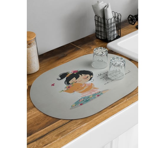 Изображение товара Коврик для сушки посуды впитывающий для кухни JoyArty Нежные объятия девочки с кошечкой овальный 58x38 см sbm_257136_58x38