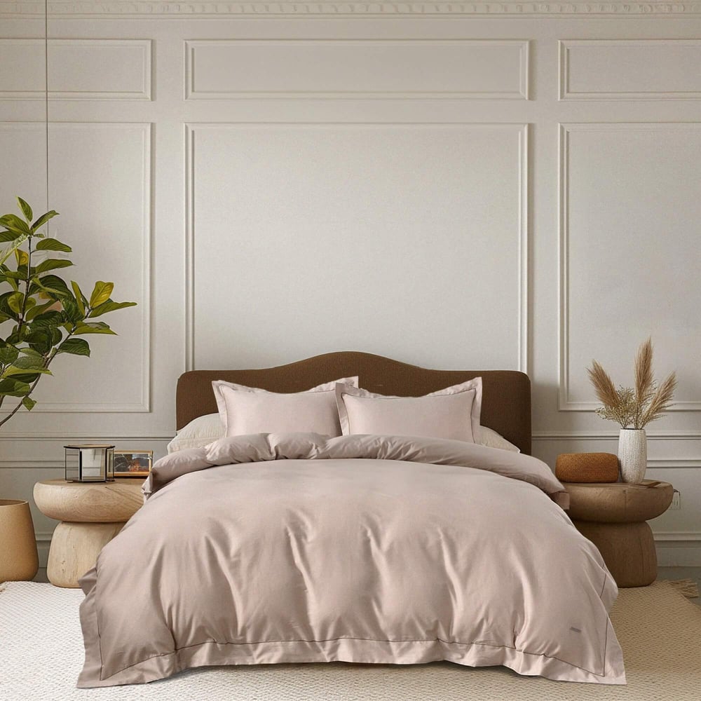 Изображение товара Комплект постельного белья макосатин Евро с наволочками 50х70 Celene жемчужный