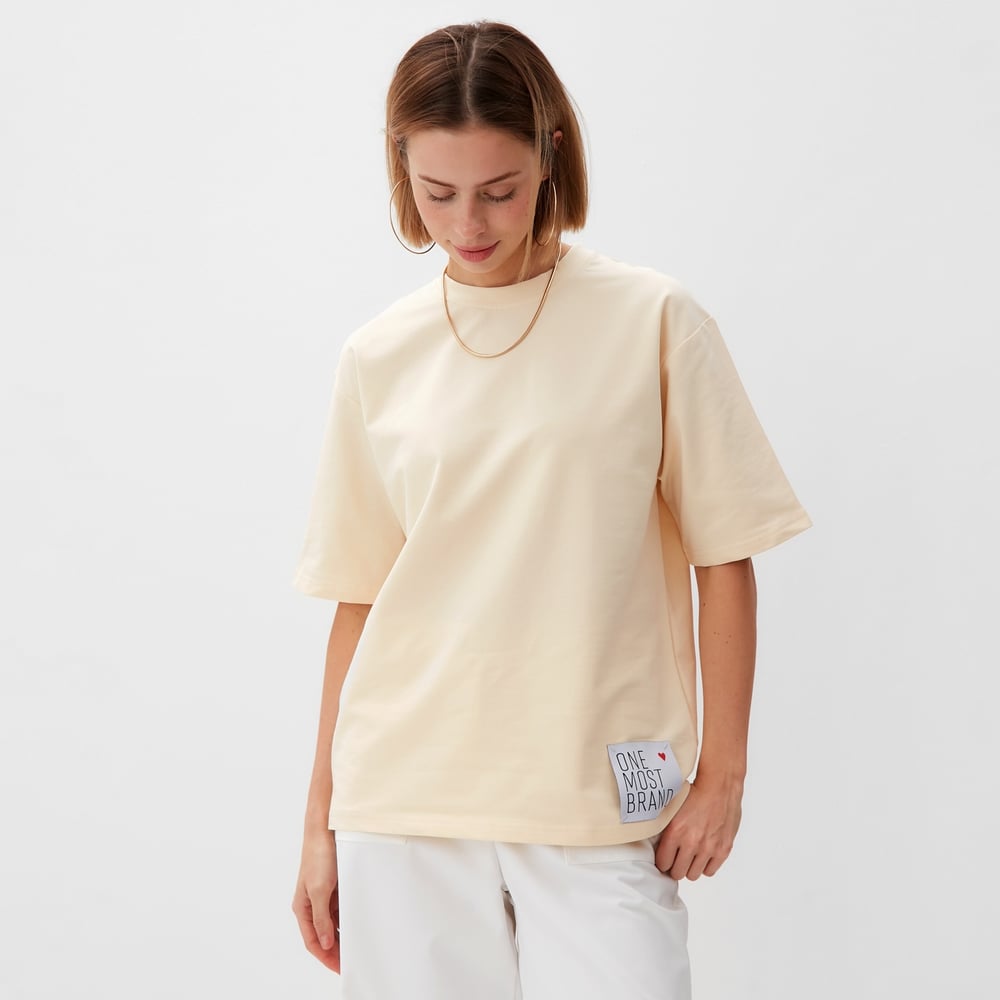 Изображение товара Женская футболка MINAKU оверсайз из мягкого смесового футера, размер 52