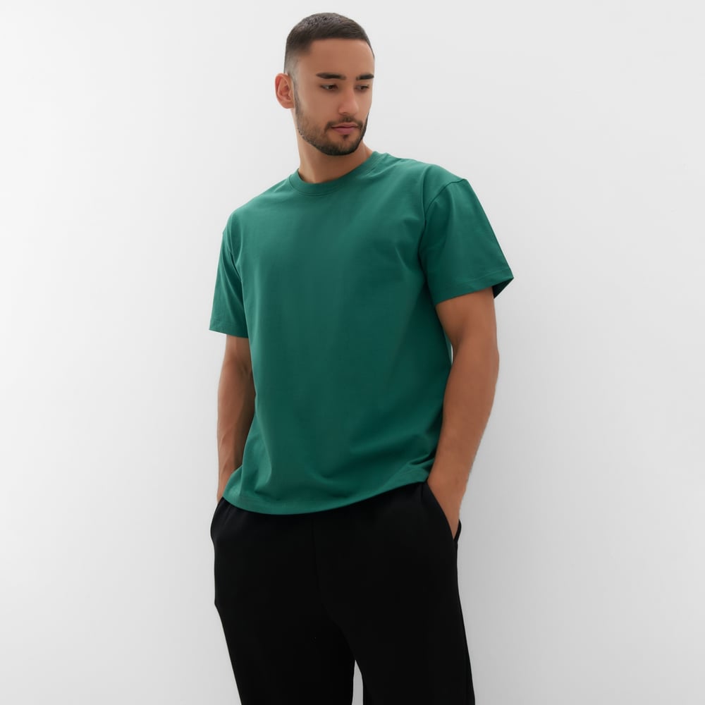 Изображение товара Мужская футболка MINAKU зеленого цвета размер 42-44 хлопок