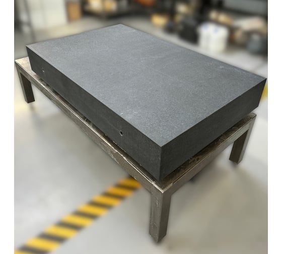 Изображение товара Плита поверочная гранитная ЧИЗ 630x400 кл.0 с поверкой 212004