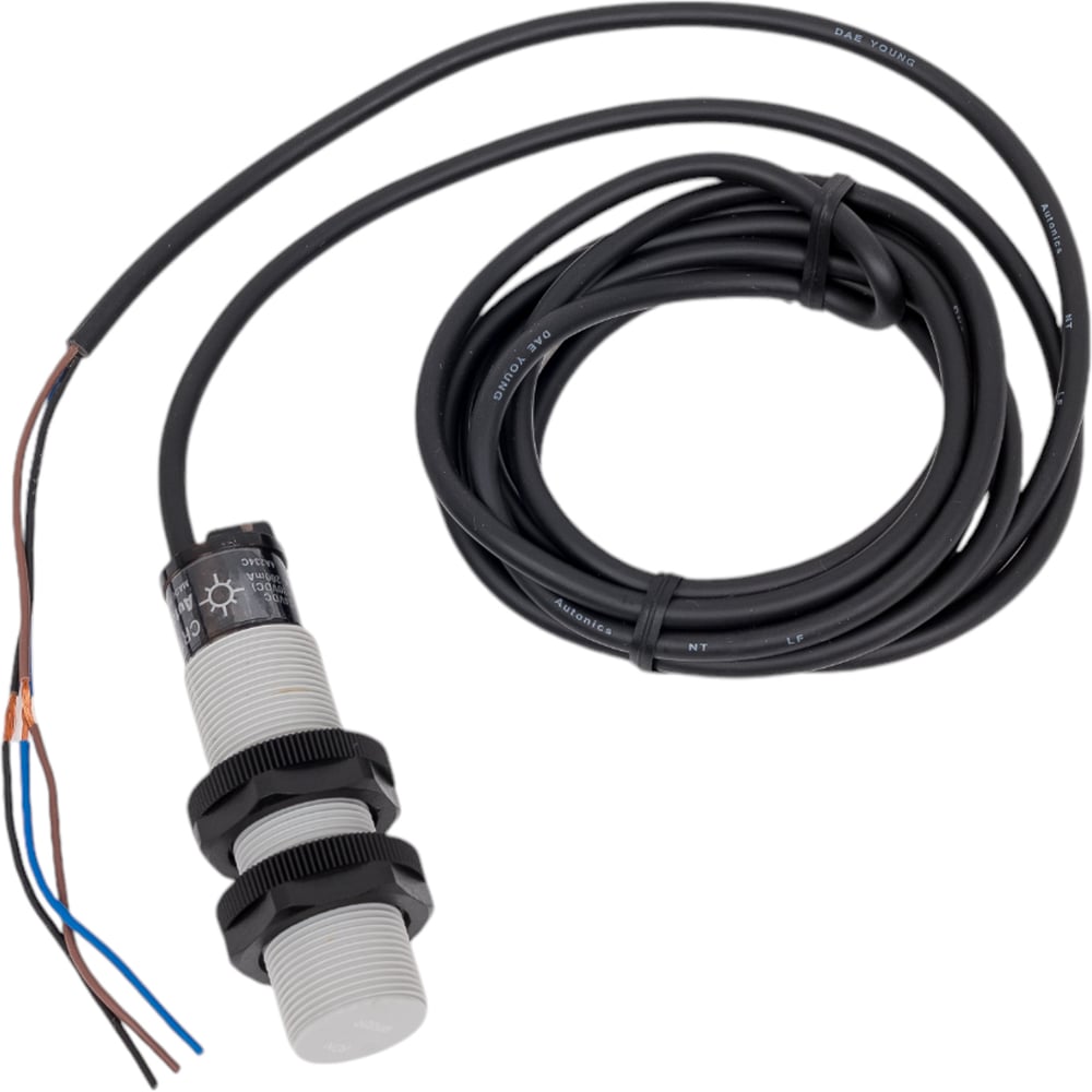 Изображение товара Емкостной датчик приближения Autonics CR18-8DN NPN 12-24В 8мм цилиндр IP66