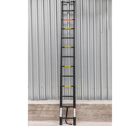 Изображение товара Лестница телескопическая алюминиевая односекционная Rockforce (3.8м,13ступенек, max нагрузка 150кг, вес 11.1кг) RF-UP380(56427)