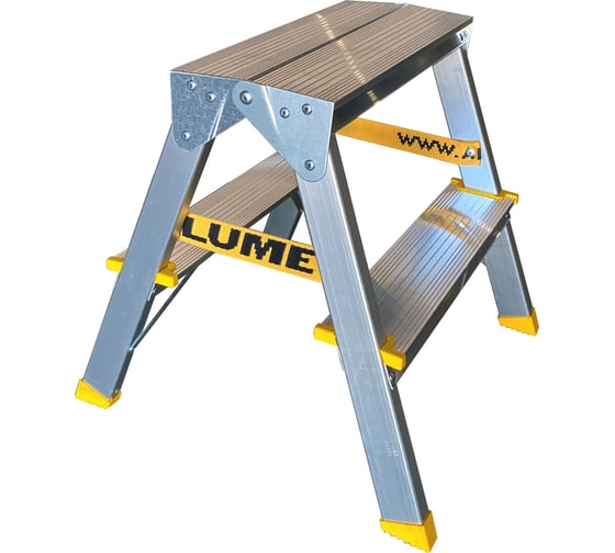 Изображение товара Алюминиевая двухсторонняя стремянка Алюмет с анодированным покрытием 2х2 ступеней. Серия APD 9202