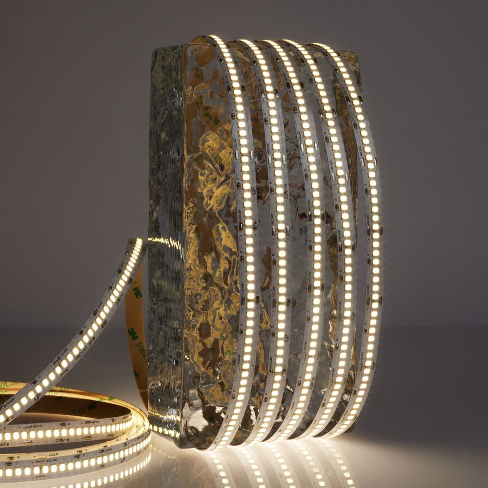 Изображение товара Светодиодная лента LEDS POWER 2835 240/м (22Вт/м) 24В теплая, серия ПРО140 00 5270