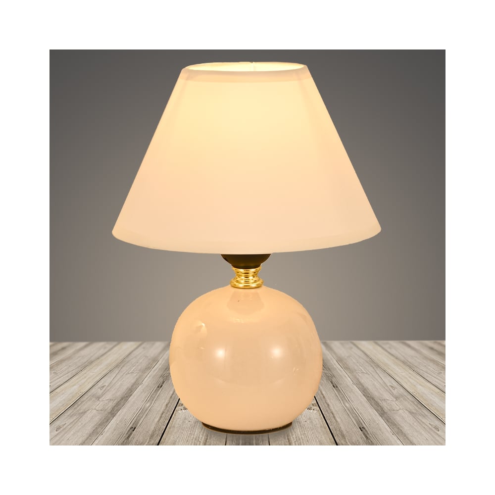 Изображение товара Настольная лампа РОСТОК 18311 BG с текстильным абажуром бежевого цвета