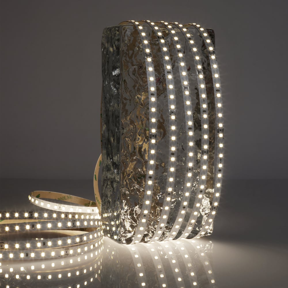 Изображение товара Светодиодная лента LEDS POWER 2835, 5м, 24В, холодная, серия ПРО140