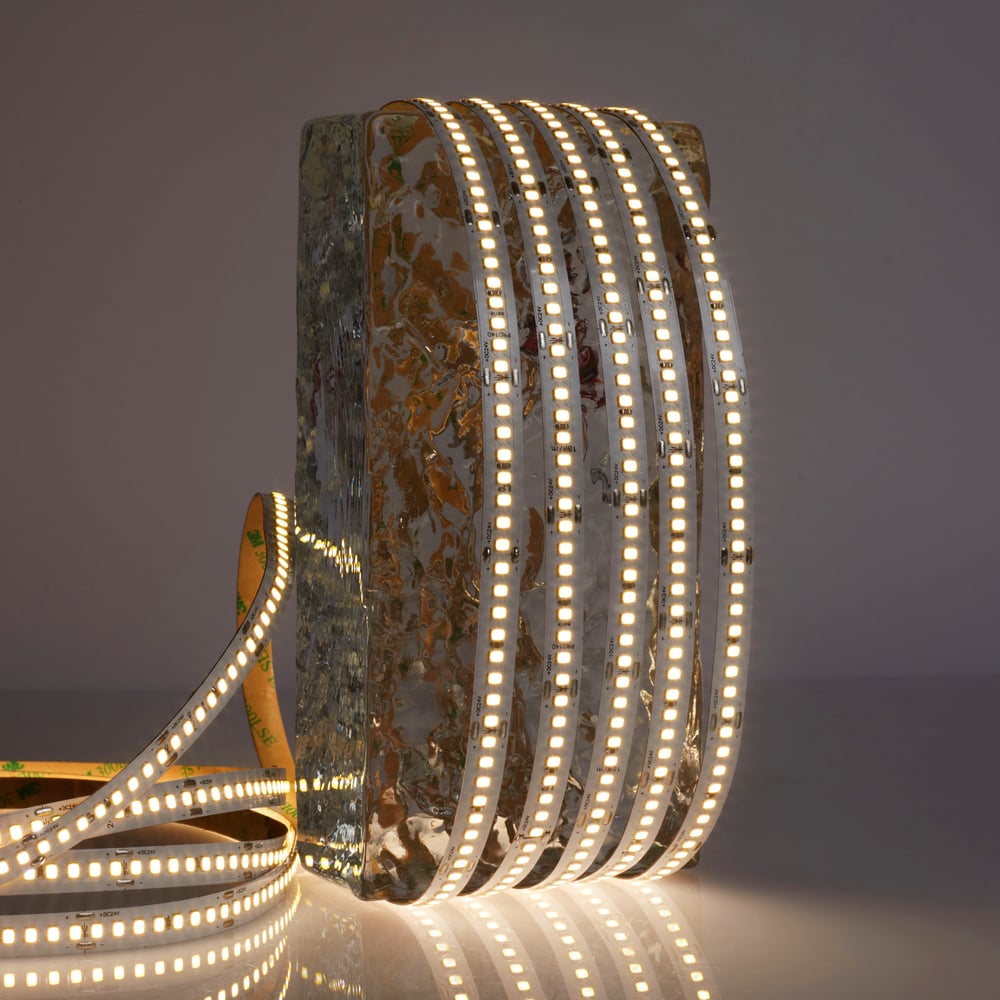 Изображение товара Светодиодная лента LEDS POWER 2835 192/м (18Вт/м) 24В теплая, серия ПРО140 005249