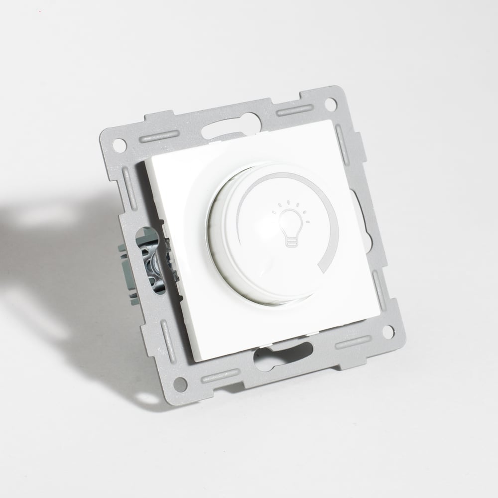 Изображение товара Светорегулятор поворотный SPL для светодиодных ламп 200W 201152 белый