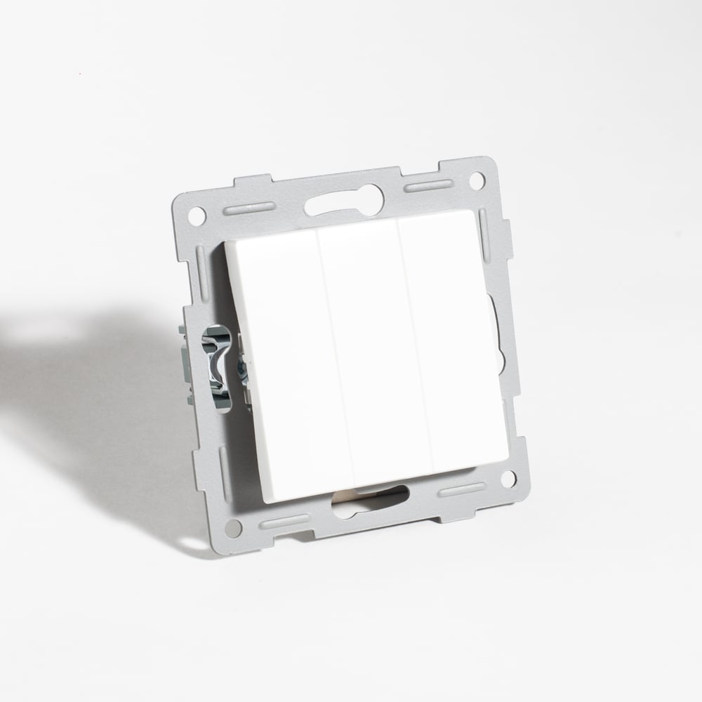 Изображение товара Выключатель SPL трехклавишный белый, 10А, 220V, 12 шт.