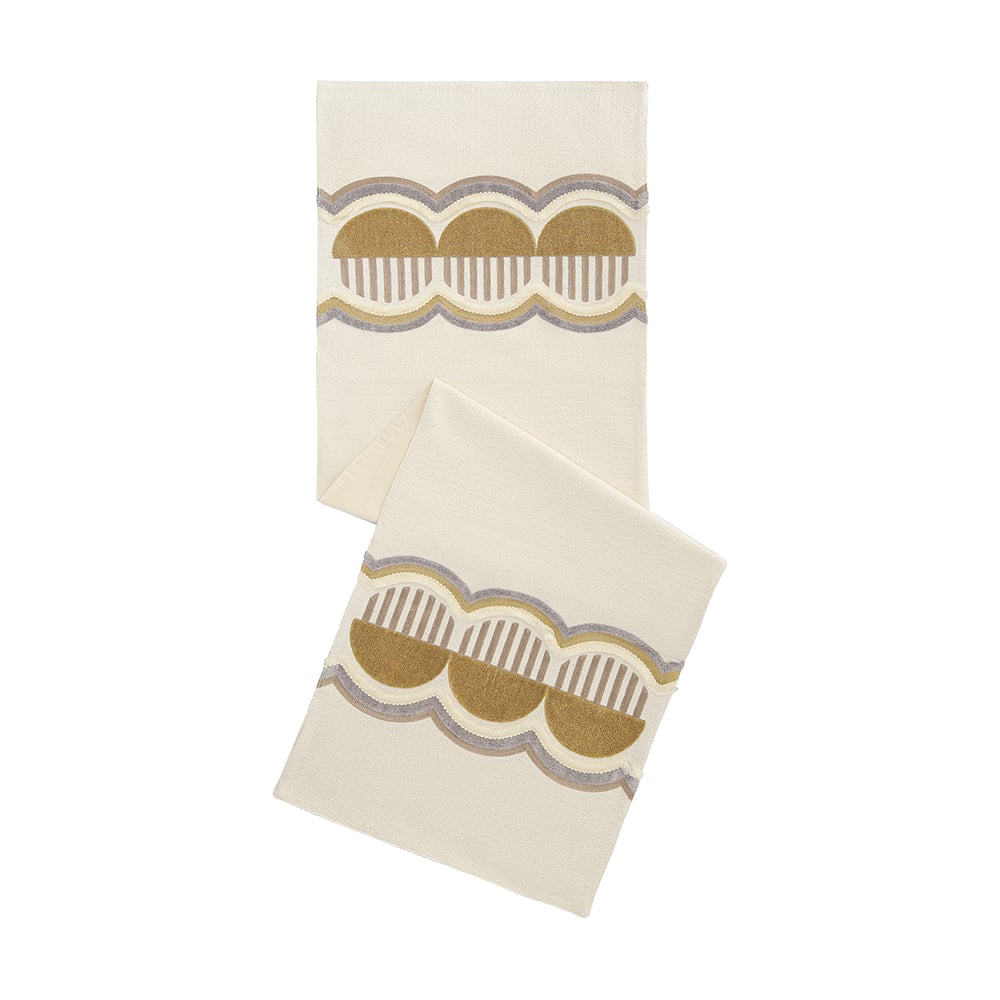 Изображение товара Дорожка на стол Tkano Chic бежевый 45x150 см классический дизайн