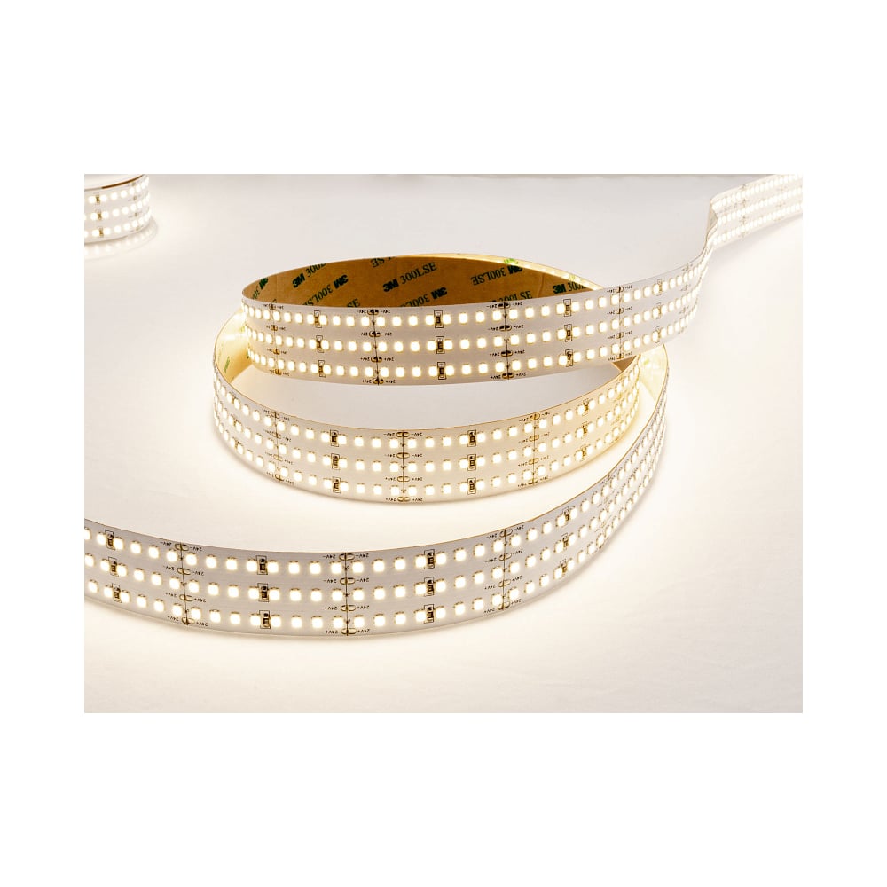Изображение товара Трехрядная светодиодная лента LEDS POWER 2835 528/м 24В 48Вт/м белая