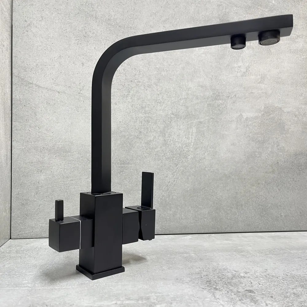 Изображение товара Смеситель для кухни с подключением фильтра D-Lin черный модель D159319-A