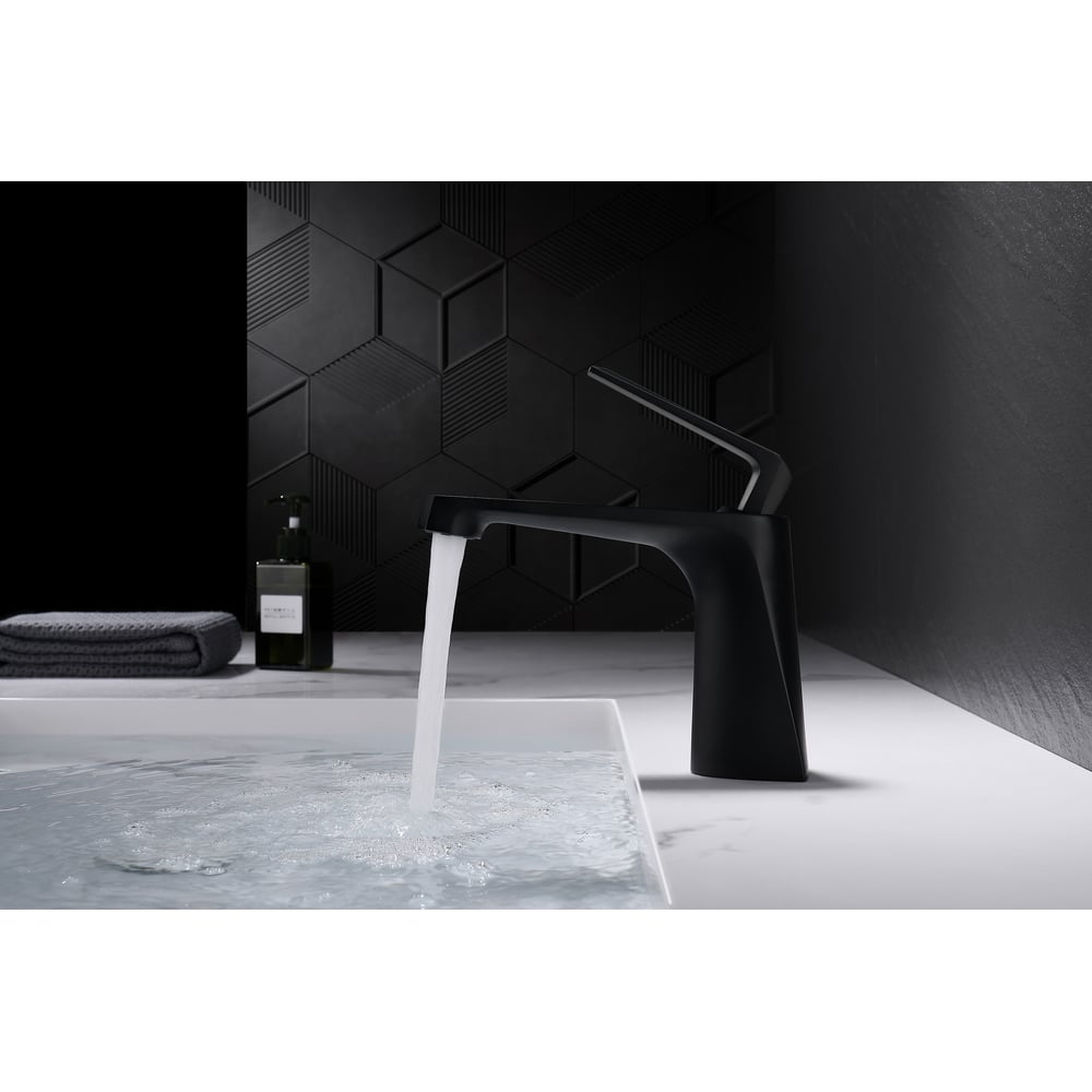 Изображение товара Смеситель для раковины Milleau Cristal матовый черный однорычажный