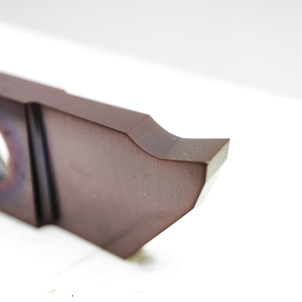 Изображение товара Пластина STI THC42R100-CE15R PM125 для обработки металлов 42 мм