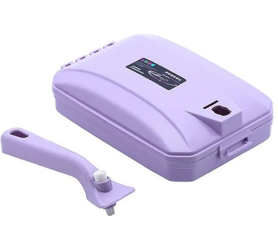 Изображение товара Щетка для удаления шерсти, ниток, волос, с ковров и мебели PROFF PLASTIK МЕХАНИЧЕСКАЯ большая с рукояткой СИРЕНЕВАЯ ПЛАСТИКОВАЯ ALMIN 1/1 УИ-5491