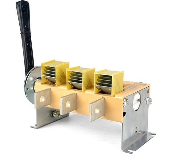 Изображение товара Выключатель-разъединитель HLT ВР32-39В3/1 с д/г камерами съемная правая рукоятка 091-07-103