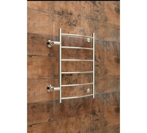 Изображение товара Полотенцесушитель ТЕРМОДИЗАЙН нерж.ES (лесенка) W=500, H=600 (4 перекладины) 1н.р. универсальное боковое подключ. S=500 ТЕРМО ДИЗАИН TDES001