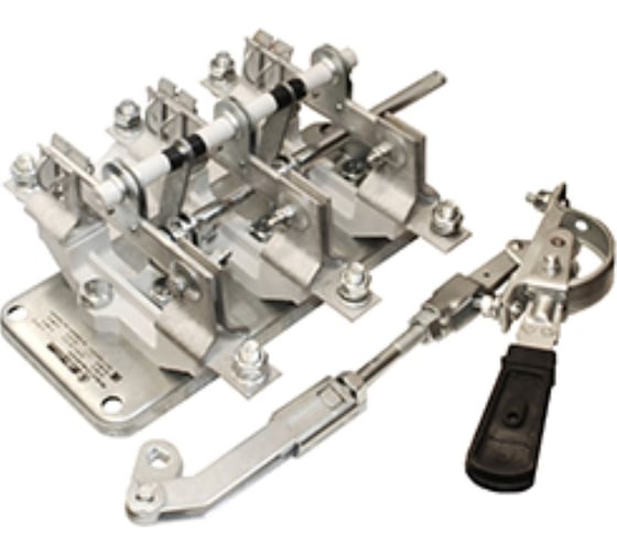 Изображение товара Разъединитель Электротехник РЕ19-41-31140-00 УХЛ3, 1000А, 3-х полюсный на одно направление, передняя смещенная рукоятка, IP00 ET921425