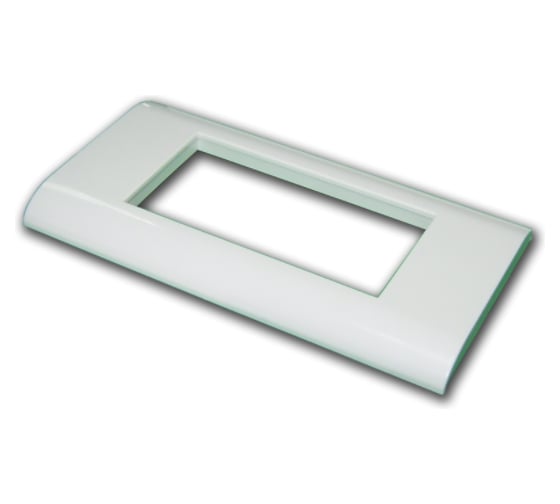 Изображение товара Пластиковая накладка на цоколь LANMASTER 45x90, белая, 4 модуля LAN-FR45x90-WH